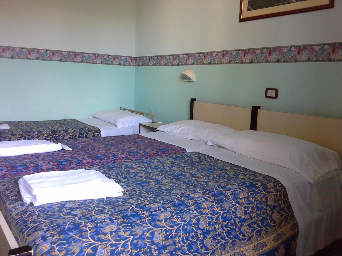 Hotel Bristol Pineto Kültér fotó